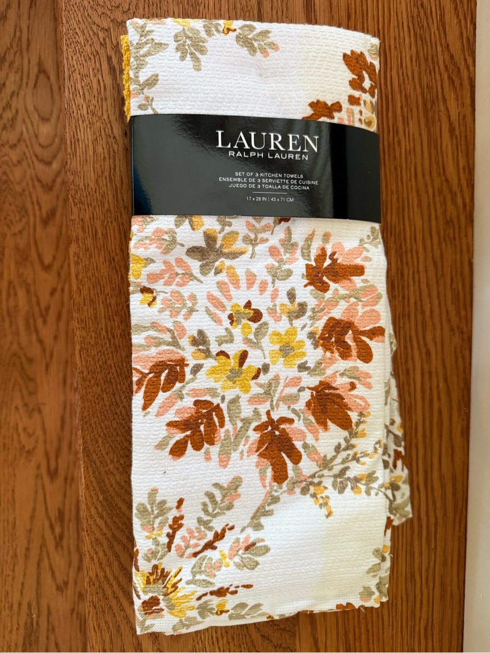 Lauren Ralph Lauren Cream Kitchen Towels with Autumn Floral Print -